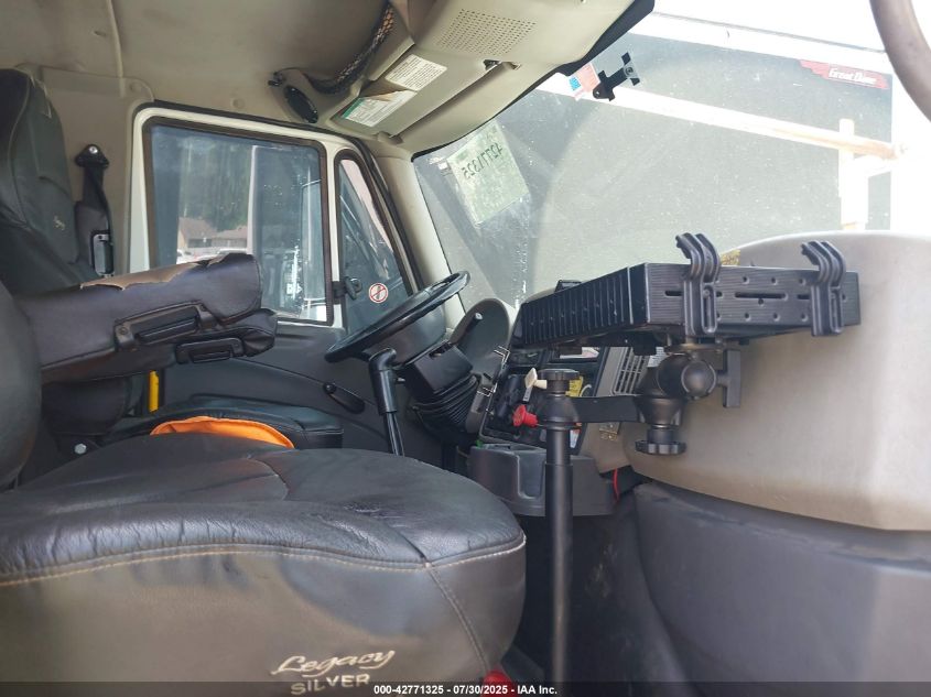 2010 International 7000 7500 VIN: 1HTWNAZT1AJ243569 Lot: 42771325