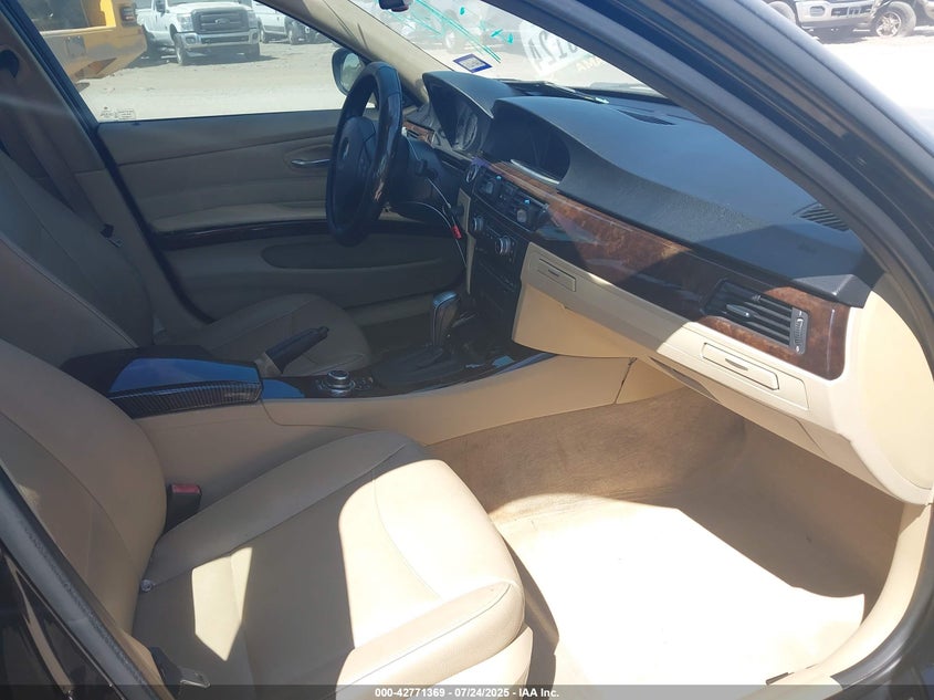 Vin: wbaph7c57ba801266, lot: 43264727, bmw 328i 20112