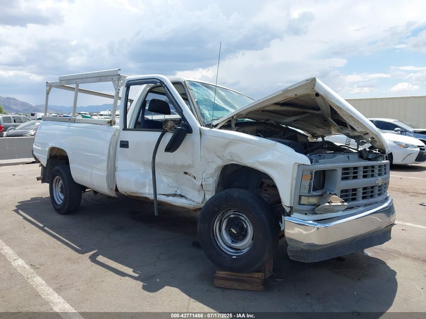 1GCEC14W7VZ232468 1997 Chevrolet C1500 Fleetside W/T auction photo 1