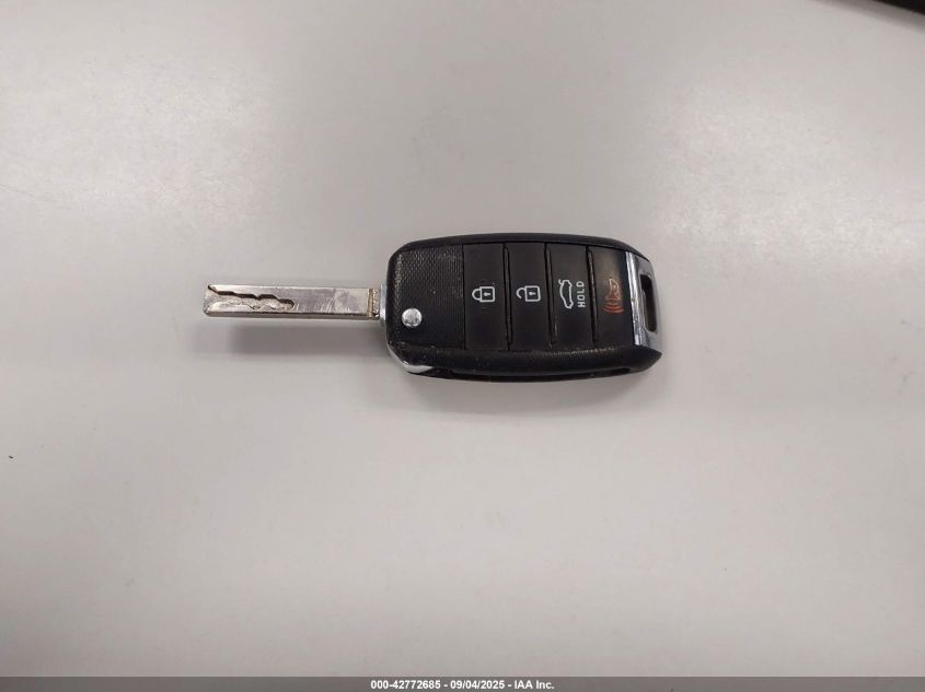 2019 Kia Optima Lx VIN: 5XXGT4L3XKG352393 Lot: 42772685