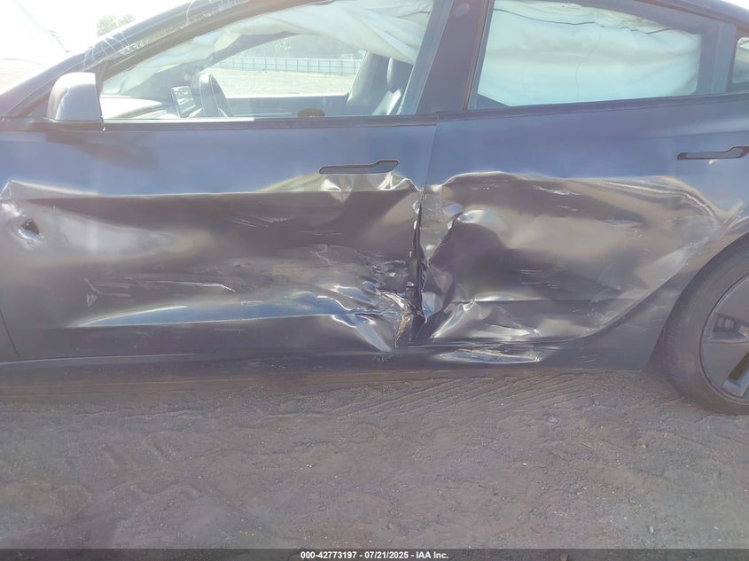 2023 Tesla Model 3 Rear-Wheel Drive VIN: 5YJ3E1EA2PF402765 Lot: 42773197