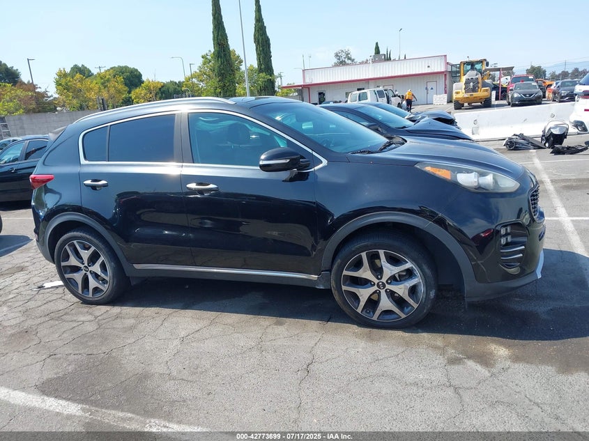 2017 KIA SPORTAGE SX - KNDPR3A63H7081698