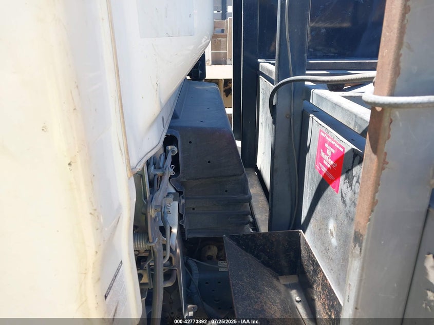 2014 Isuzu Npr Gas Reg VIN: 54DB4W1B1ES801317 Lot: 42773892