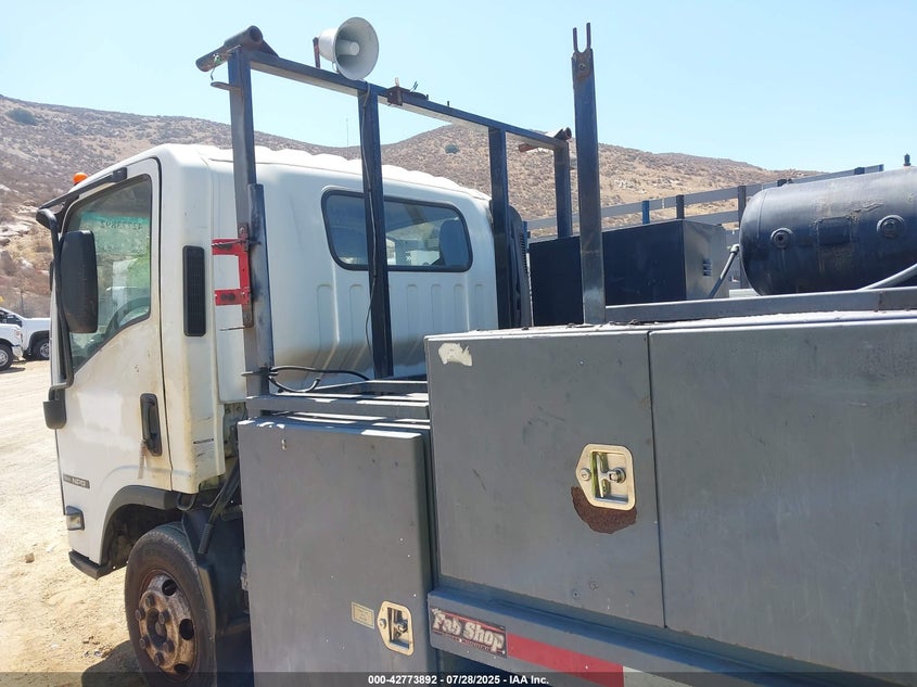 2014 Isuzu Npr Gas Reg VIN: 54DB4W1B1ES801317 Lot: 42773892