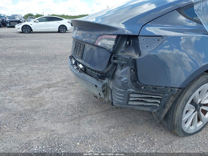 2023 Tesla Model 3 Rear-Wheel Drive VIN: 5YJ3E1EA6PF446672 Lot: 42773967