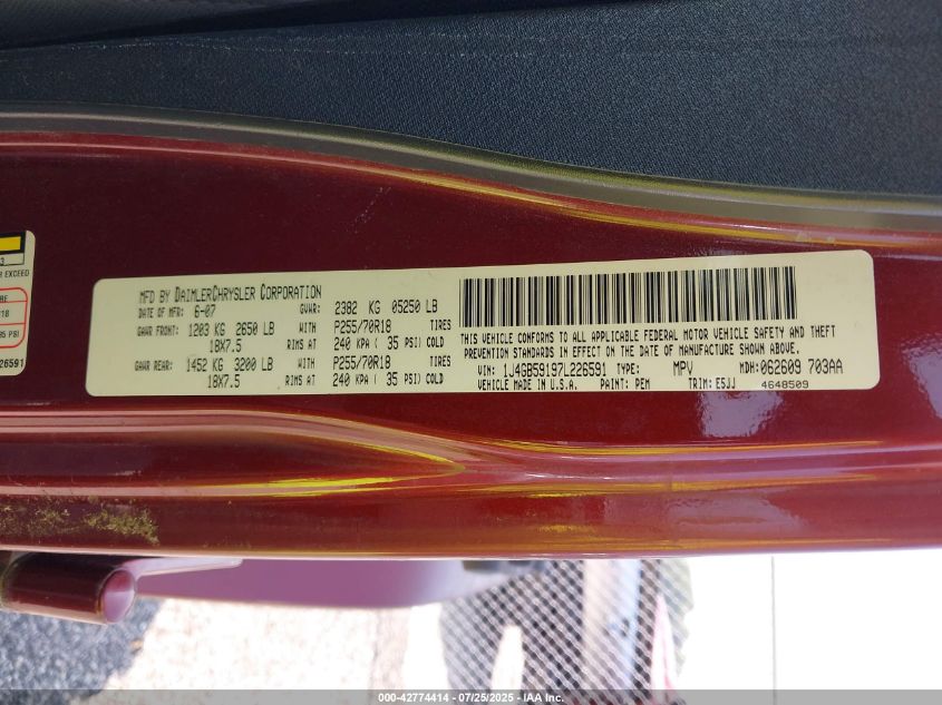 2007 Jeep Wrangler Unlimited Sahara VIN: 1J4GB59197L226591 Lot: 42774414