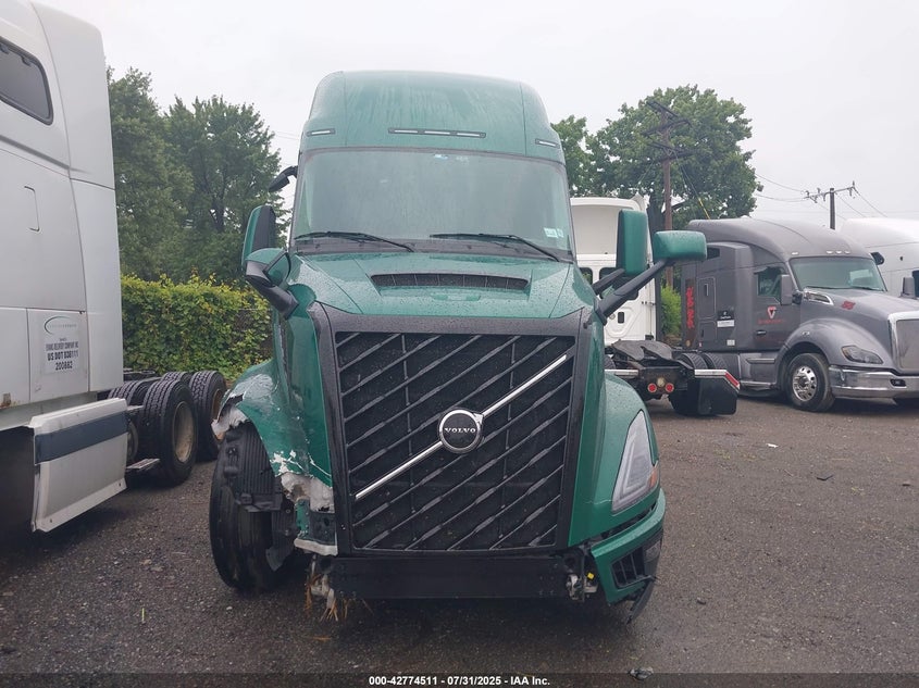 2025 Volvo New Vnl VIN: 4V4BC9EJ3SN693338 Lot: 42774511