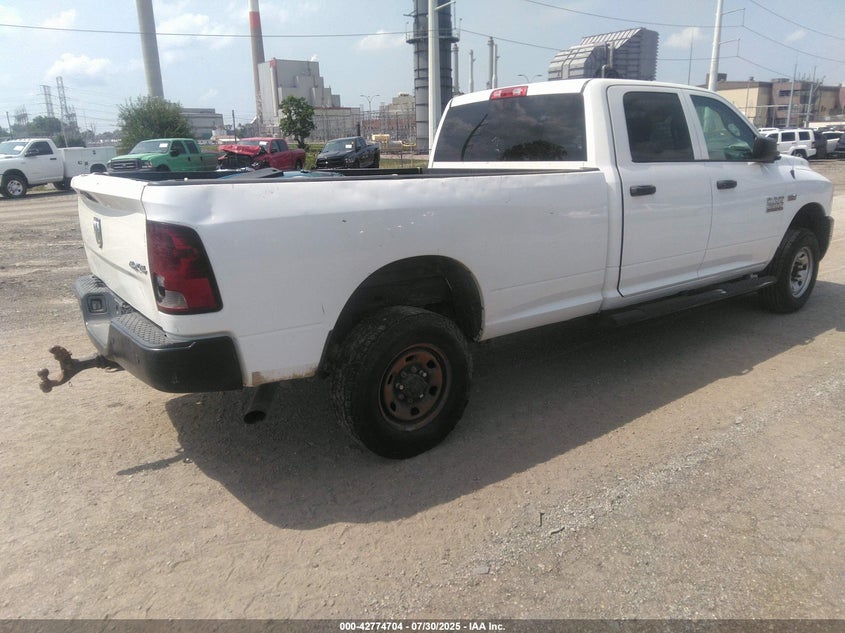 Vin: 3c6ur5hj0jg357961, lot: 43268100, ram 2500 tradesman  4x4 8' box 20184