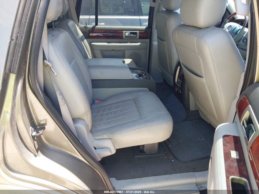 2004 Lincoln Navigator VIN: 5LMFU27R14LJ07182 Lot: 42775961