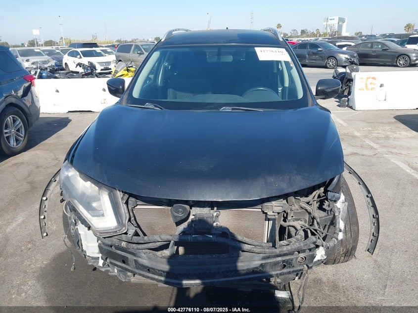 2018 NISSAN ROGUE SV - KNMAT2MT0JP551632
