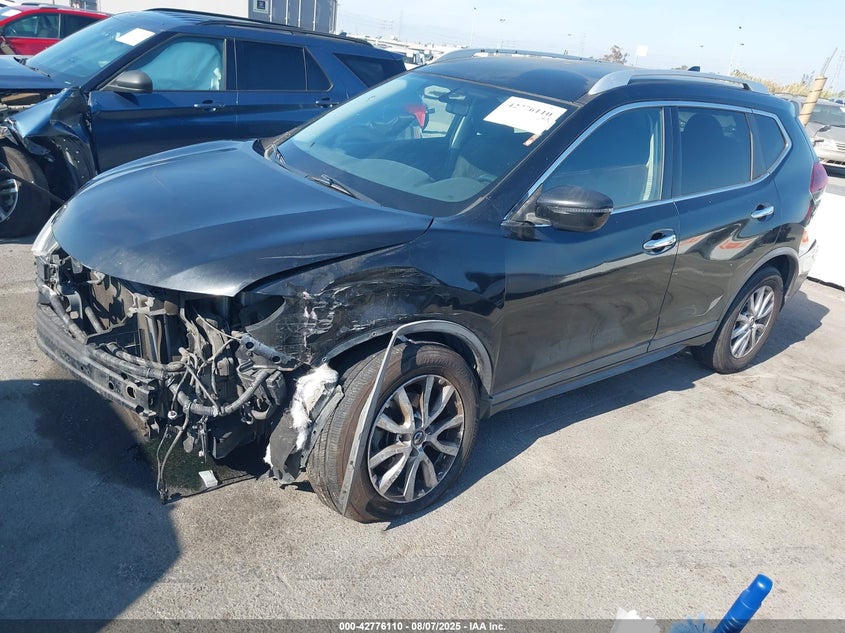 2018 NISSAN ROGUE SV - KNMAT2MT0JP551632