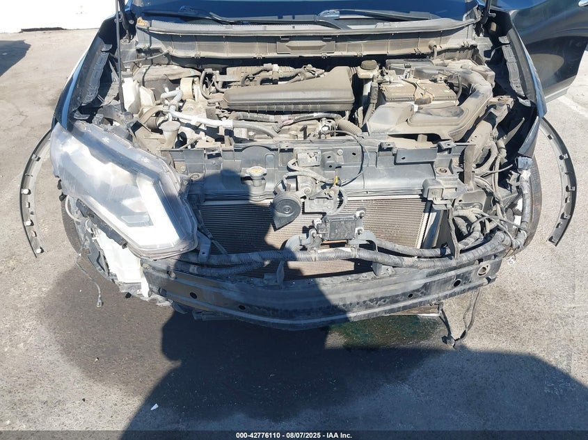 2018 NISSAN ROGUE SV - KNMAT2MT0JP551632