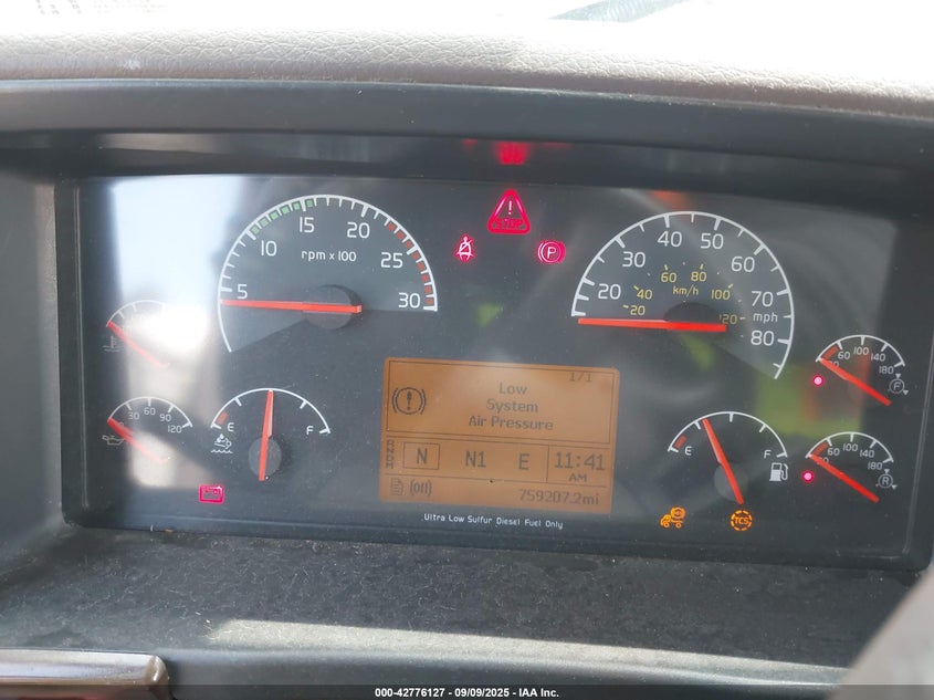 2013 Volvo Vn Vnl VIN: 4V4NC9EG7DN132144 Lot: 42776127