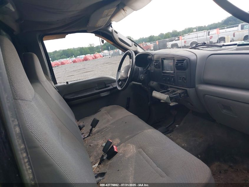 2005 Ford F-350 Xl/Xlt VIN: 1FTWF31P05EB04374 Lot: 42776862