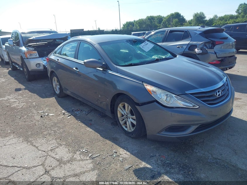 5NPEB4AC1BH047561 2011 Hyundai Sonata Gls auction photo 1