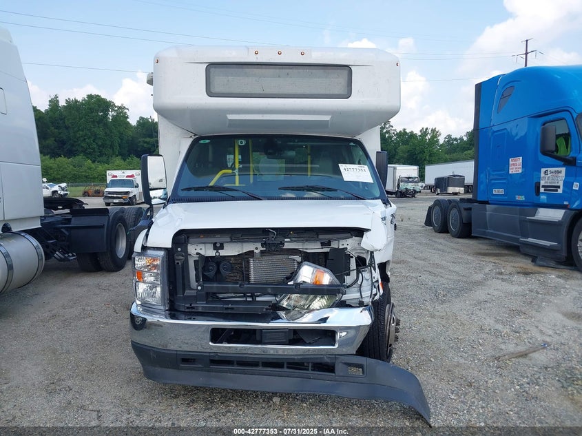 2024 Ford E-450 Cutaway VIN: 1FDFE4FN9RDD38942 Lot: 42777353