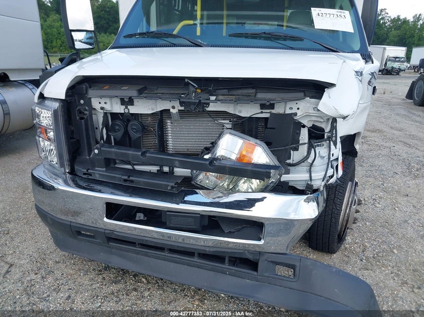2024 Ford E-450 Cutaway VIN: 1FDFE4FN9RDD38942 Lot: 42777353