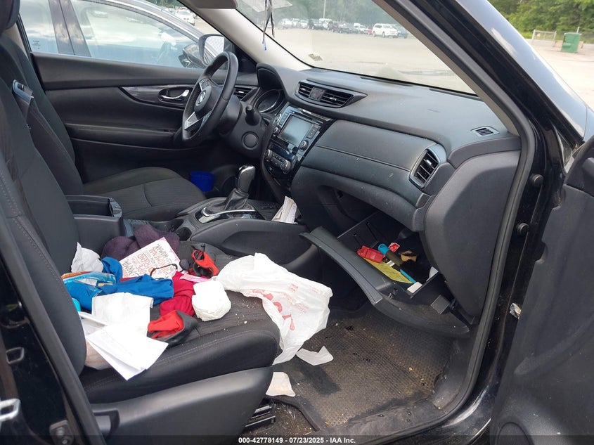 2020 NISSAN ROGUE SV INTELLIGENT AWD 5N1AT2MV9LC792421