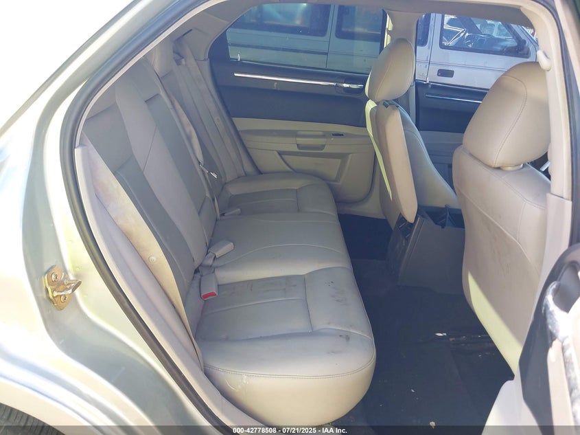 2006 Chrysler 300 Touring VIN: 2C3KK53G56H133158 Lot: 42778508