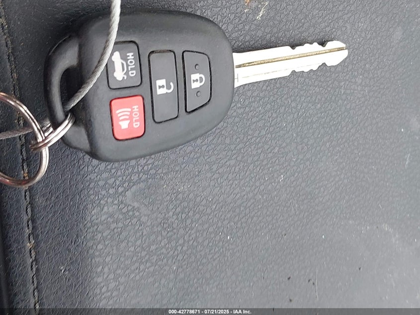 2014 Toyota Corolla Le VIN: 5YFBURHE6EP057186 Lot: 42778671