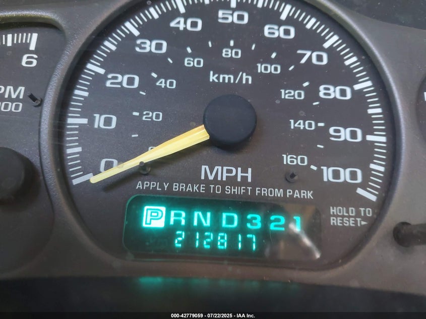 1999 Chevrolet Silverado 2500 Lt VIN: 1GCGK29U2XE156063 Lot: 42779059