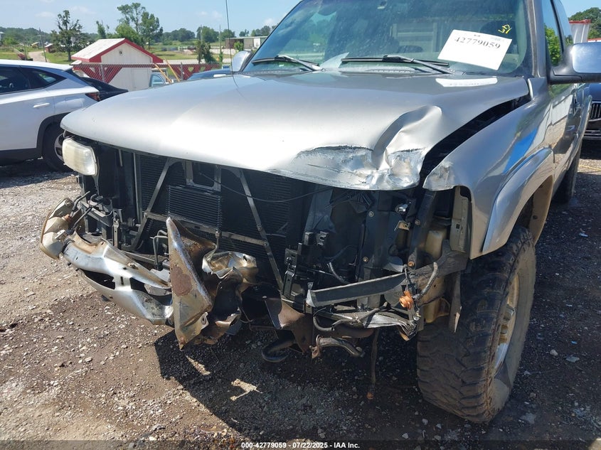 1999 Chevrolet Silverado 2500 Lt VIN: 1GCGK29U2XE156063 Lot: 42779059