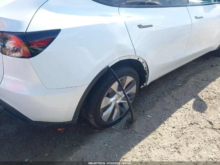 2023 Tesla Model Y Awd/Long Range Dual Motor All-Wheel Drive VIN: 7SAYGDEE8PA128301 Lot: 42779318