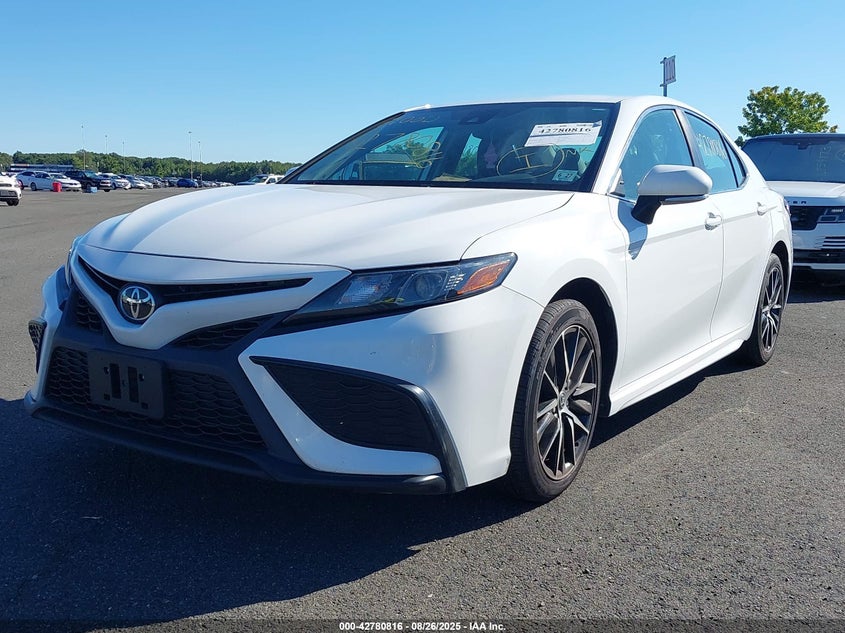 2022 TOYOTA CAMRY SE 4T1G11AK0NU702624