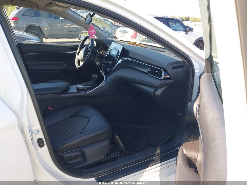 2022 TOYOTA CAMRY SE 4T1G11AK0NU702624