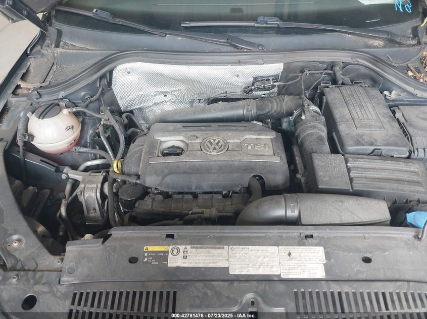 2017 VOLKSWAGEN TIGUAN 2.0T/2.0T S - WVGBV7AX6HK029013