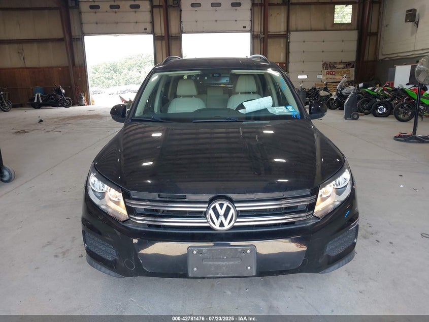 2017 VOLKSWAGEN TIGUAN 2.0T/2.0T S - WVGBV7AX6HK029013