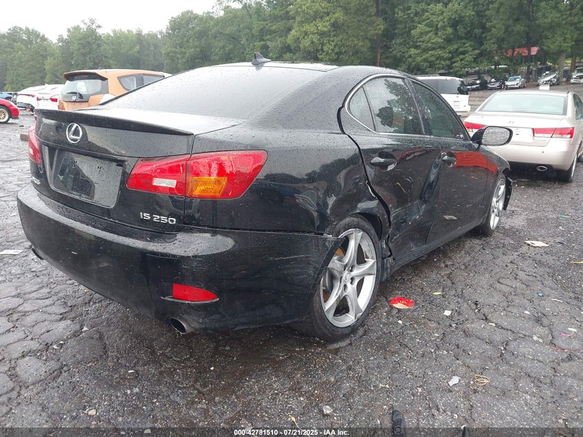 JTHBK262772034358 2007 LEXUS IS photo no. 4