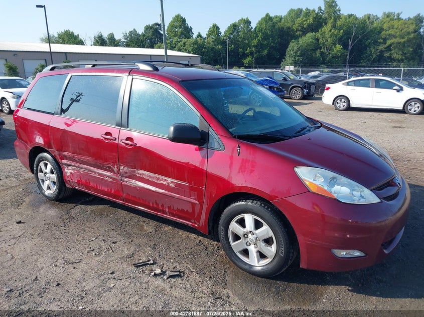 2009 Toyota Sienna Le