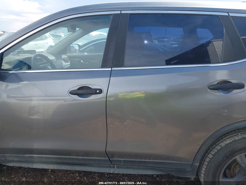 2018 Nissan Rogue S VIN: JN8AT2MV4JW314721 Lot: 42781773