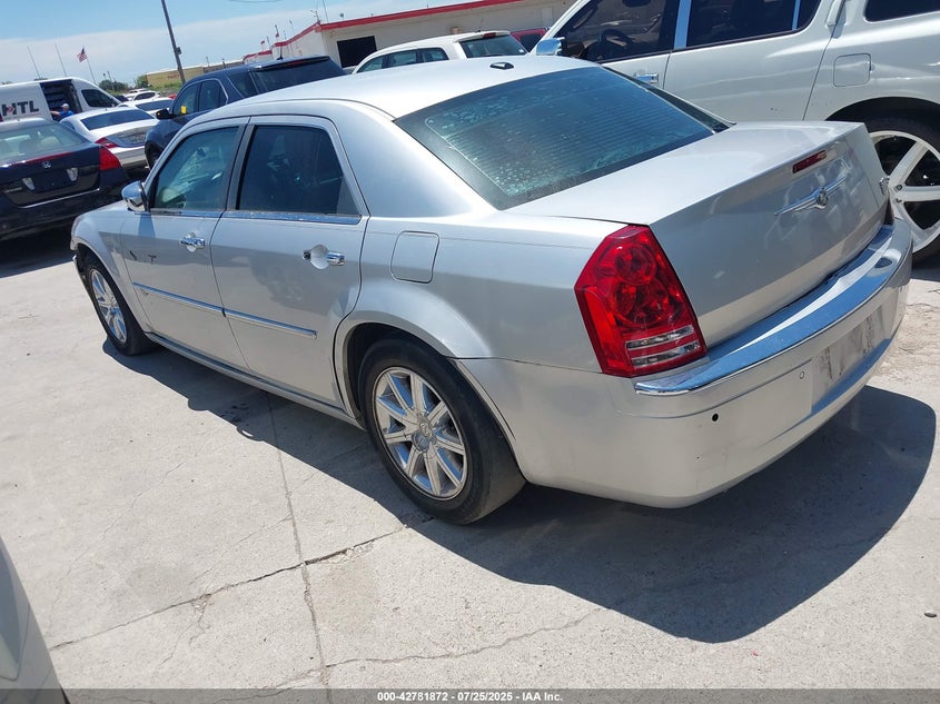 2010 Chrysler 300C Hemi VIN: 2C3CA6CT5AH126021 Lot: 42781872