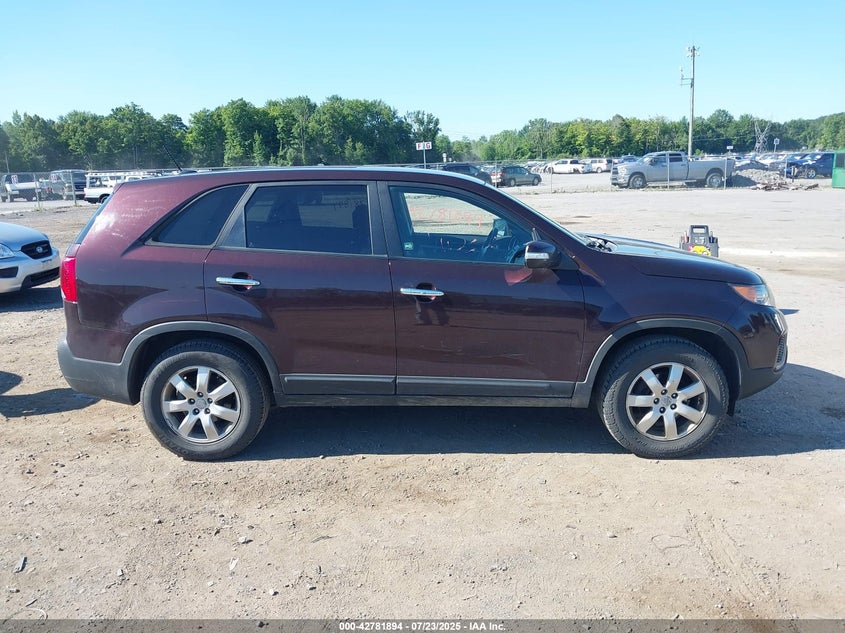 2011 Kia Sorento Lx VIN: 5XYKT3A11BG096467 Lot: 42781894