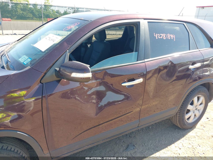 2011 Kia Sorento Lx VIN: 5XYKT3A11BG096467 Lot: 42781894