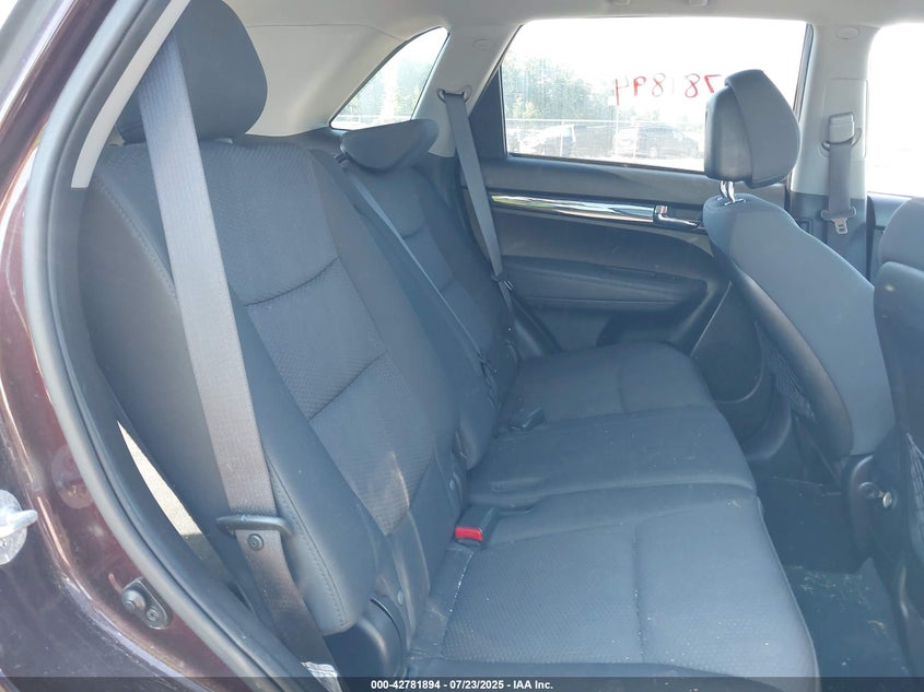 2011 Kia Sorento Lx VIN: 5XYKT3A11BG096467 Lot: 42781894