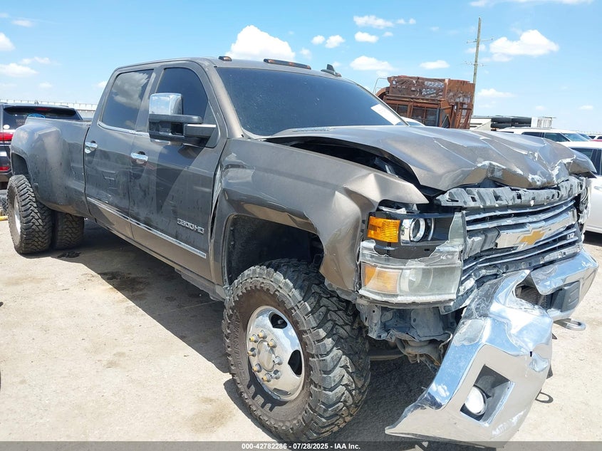 2015 Chevrolet Silverado 3500Hd Ltz brown truck diesel 1GC4K0C80FF536014 photo #1