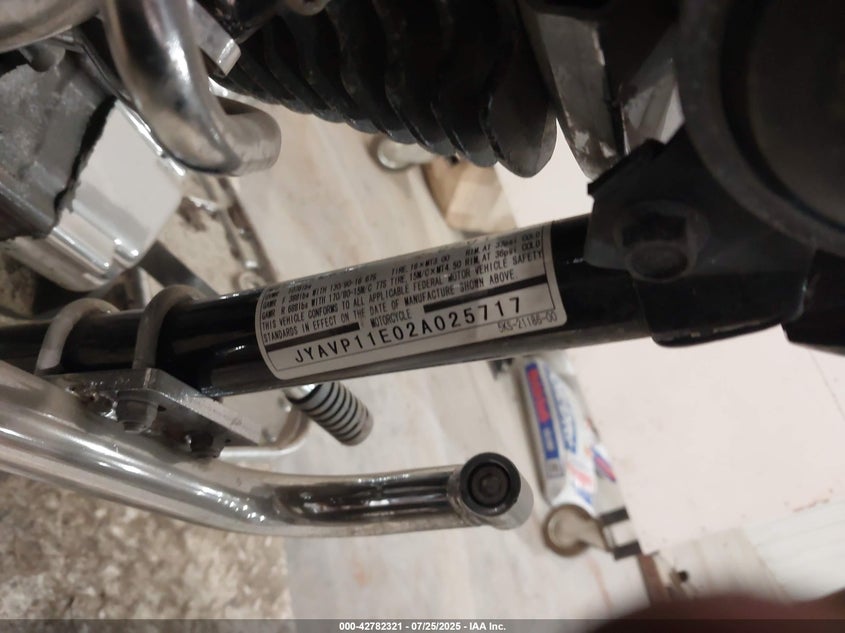 2002 Yamaha Xvs1100 A VIN: JYAVP11E02A025717 Lot: 42782321