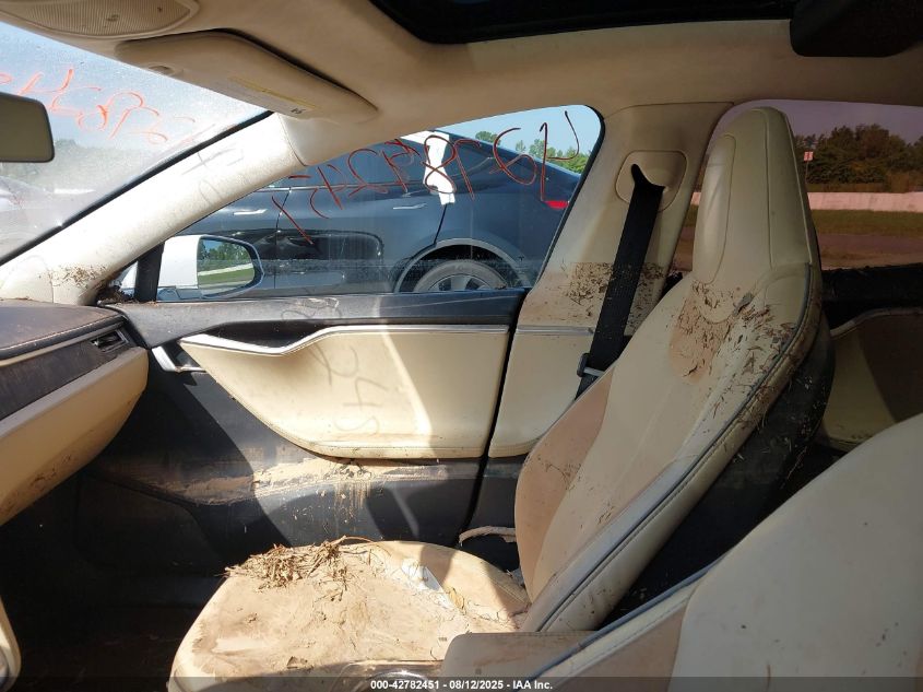 2013 Tesla Model S Performance VIN: 5YJSA1DP8DFP17806 Lot: 42782451