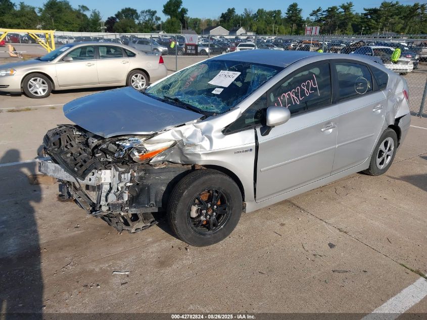 2013 Toyota Prius Four grey hatchback hybrid JTDKN3DU6D5544357 photo #3