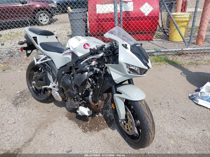 2025 Honda Cbr600 Rr grey null gasoline JH2PC40H1SK200175 photo #1