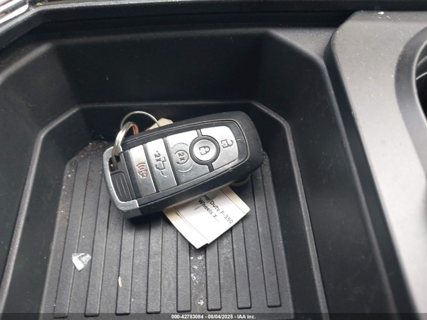 2021 Ford F-350 - 1FT8W3BTXMED84596