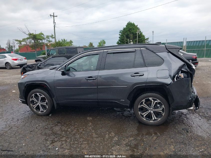 2025 Toyota RAV4 - JTMFB3FV9SD239857