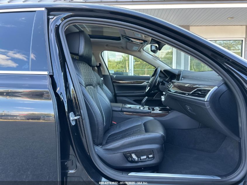 2022 BMW 7 Series - WBA7T4C06NCK78073