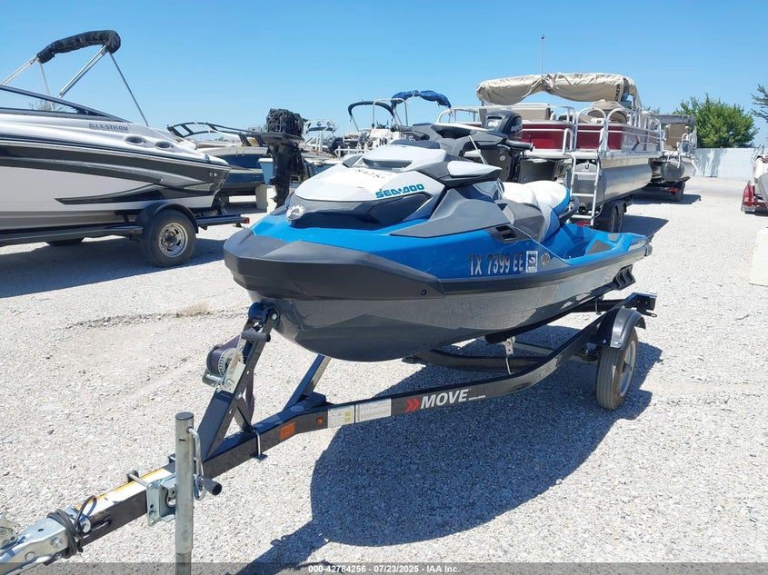 2018 Seadoo Gti 155 Se blue null null YDV10285B818 photo #3