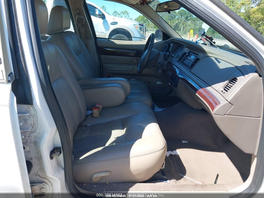 2MEFM74W94X602505 2004 MERCURY GRAND MARQUIS photo no. 5
