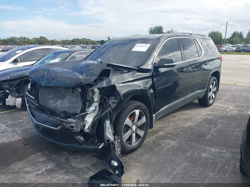 1GNEVHKW4KJ114756 2019 CHEVROLET TRAVERSE photo no. 2