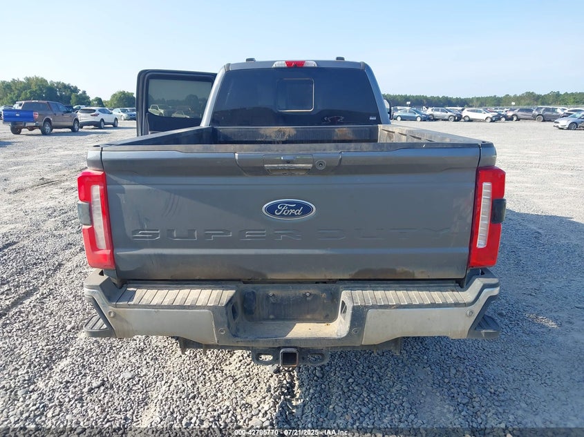 2024 Ford F-350 Lariat VIN: 1FT8W3BT2REE98454 Lot: 42785770